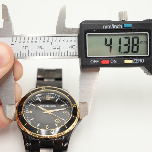 Michael Kors Mens Black Gold Tone Date 42mm Watch Date 6.5" Bracelet New Battery - Picture 2 of 11